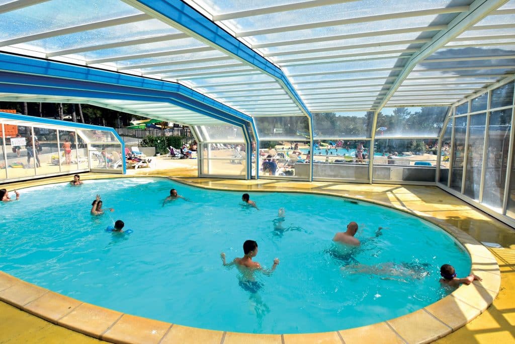 camping piscine couverte 1024x684 1