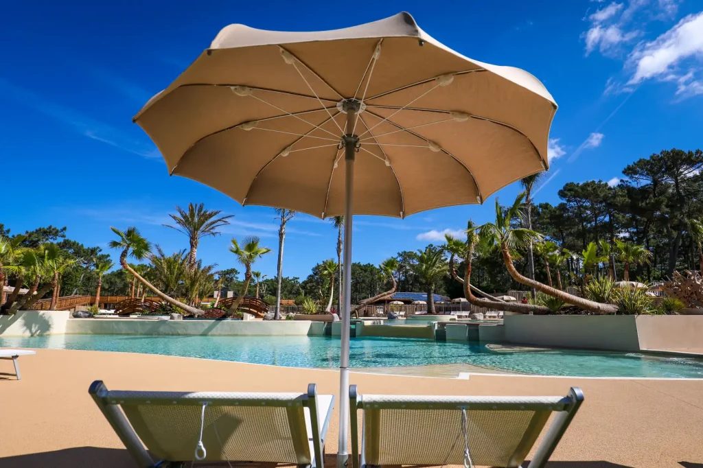 Swimming pool at La Côte d'Argent French campsite